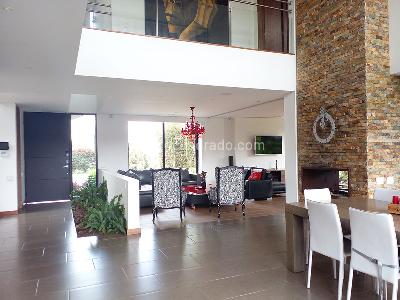 Casa de 5 alcobas en venta en Envigado, Envigado, 704 m² · foto 5 de 20