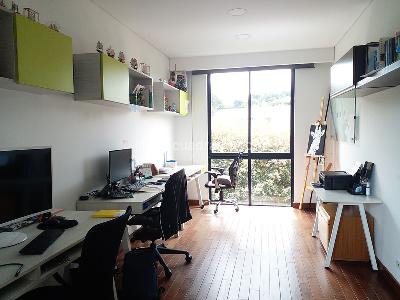 Casa de 5 alcobas en venta en Envigado, Envigado, 704 m² · foto 9 de 20