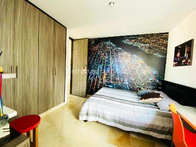 Apartamento de 3 alcobas en venta en Castropol, Medellín, 151 m² · foto 12 de 19