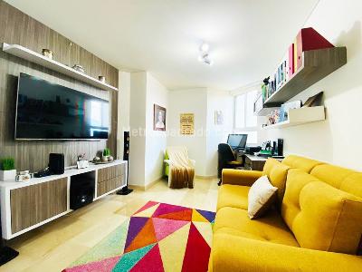 Apartamento de 3 alcobas en venta en Castropol, Medellín, 151 m² · foto 15 de 19