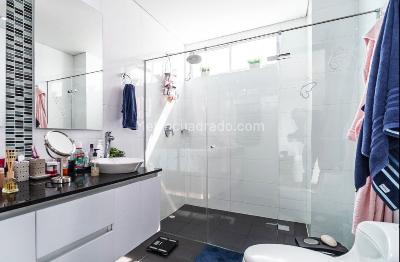 Apartamento de 3 alcobas en venta en Castropol, Medellín, 151 m² · foto 16 de 19