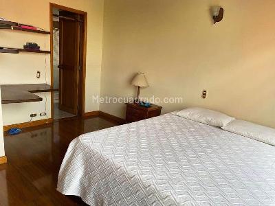 Apartamento en venta en El Poblado, Medellín · foto 7 de 11