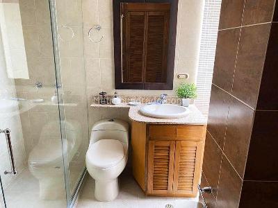 Apartamento en venta en El Poblado, Medellín · foto 9 de 11