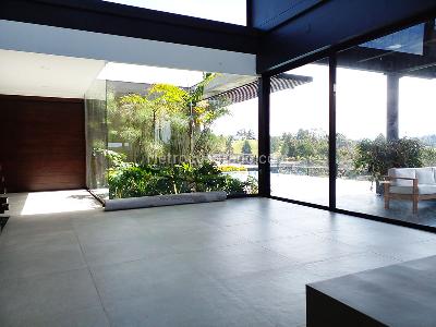 Casa de 3 alcobas en arriendo en Envigado, Envigado, 750 m² · foto 2 de 20