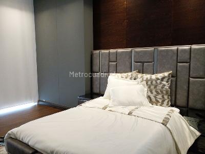 Apartamento de 3 alcobas en venta en El Poblado, Medellín, 398 m² · foto 10 de 20