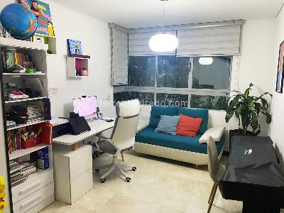 Apartamento de 3 alcobas en venta en El Poblado, Medellín, 166 m² · foto 5 de 10