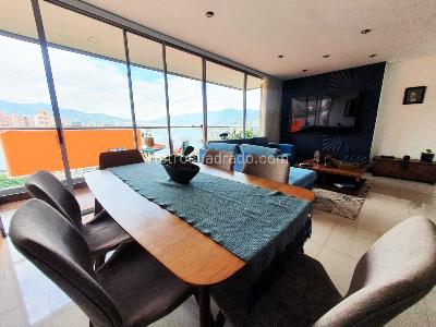Apartamento de 2 alcobas en arriendo en El Poblado, Medellín, 130 m² · foto 2 de 17