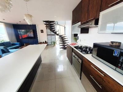 Apartamento de 2 alcobas en arriendo en El Poblado, Medellín, 130 m² · foto 7 de 17