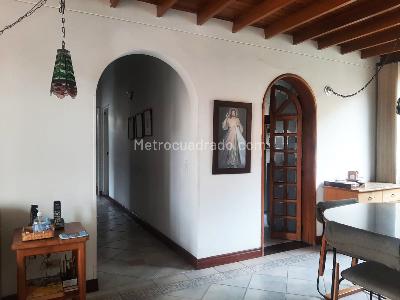 Apartamento en venta en Envigado, Envigado · foto 6 de 17