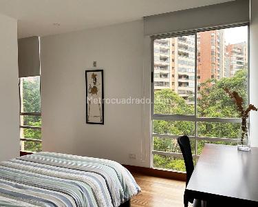 Apartamento de 4 alcobas en venta en El Tesoro, Medellín, 280 m² · foto 10 de 17