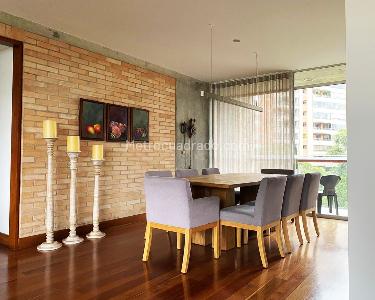 Apartamento de 4 alcobas en venta en El Tesoro, Medellín, 280 m² · foto 5 de 17
