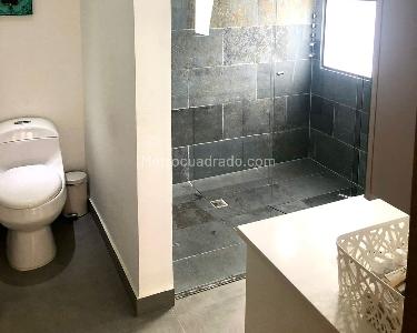 Apartamento de 4 alcobas en venta en El Poblado, Medellín, 257 m² · foto 10 de 13