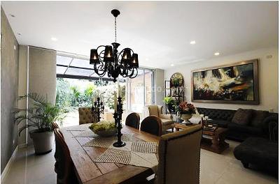 Casa de 3 alcobas en venta en Envigado, Envigado, 252 m² · foto 4 de 19
