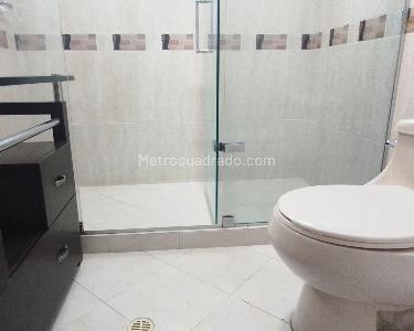 Apartamento de 2 alcobas en venta en La Florida, Medellín, 174 m² · foto 12 de 13