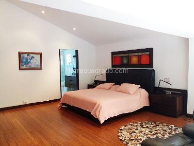 Casa de 4 alcobas en venta en El Poblado, Medellín, 340 m² · foto 10 de 20