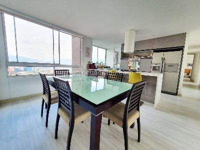 Apartamento de 3 alcobas en venta en Castropol, Medellín, 136 m² · foto 4 de 20