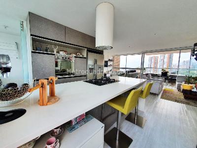 Apartamento de 3 alcobas en venta en Castropol, Medellín, 136 m² · foto 9 de 20