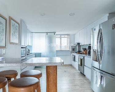 Apartamento de 3 alcobas en venta en El Poblado, Medellín, 170 m² · foto 5 de 15