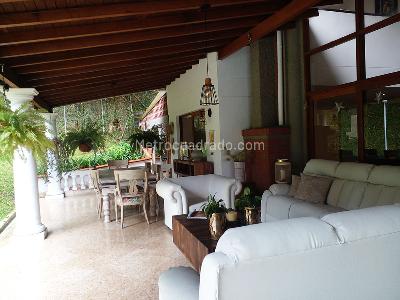 Casa de 5 alcobas en venta en El Poblado, Medellín, 400 m² · foto 15 de 18