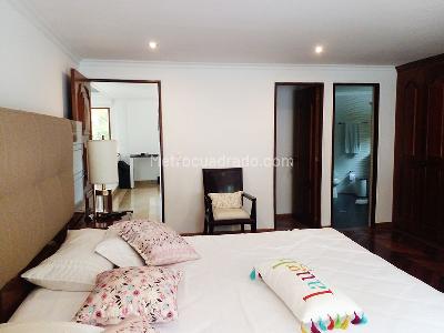 Casa de 5 alcobas en venta en El Poblado, Medellín, 400 m² · foto 9 de 18