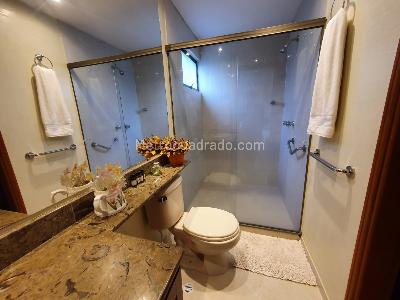 Apartamento de 5 alcobas en venta en El Poblado, Medellín, 180 m² · foto 16 de 18