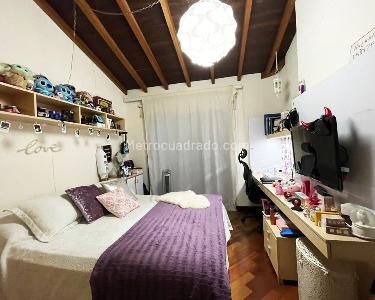 Casa de 3 alcobas en venta en El Poblado, Medellín, 197 m² · foto 9 de 14