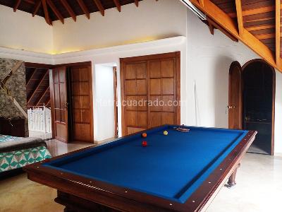 Casa de 5 alcobas en venta en El Poblado, Medellín, 375 m² · foto 15 de 20
