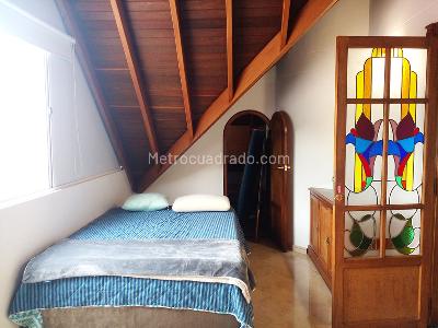 Casa de 5 alcobas en venta en El Poblado, Medellín, 375 m² · foto 16 de 20