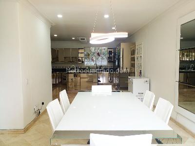 Casa de 5 alcobas en venta en El Poblado, Medellín, 375 m² · foto 6 de 20