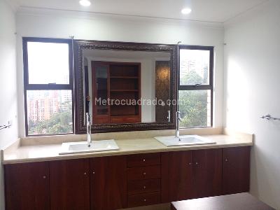 Apartamento de 4 alcobas en venta en El Poblado, Medellín, 414 m² · foto 19 de 19
