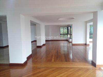 Apartamento de 4 alcobas en venta en El Poblado, Medellín, 414 m² · foto 5 de 19
