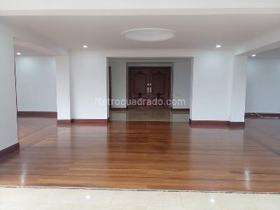 Apartamento de 4 alcobas en venta en El Poblado, Medellín, 414 m² · foto 6 de 19