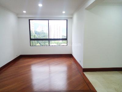 Apartamento de 4 alcobas en venta en El Poblado, Medellín, 414 m² · foto 8 de 19