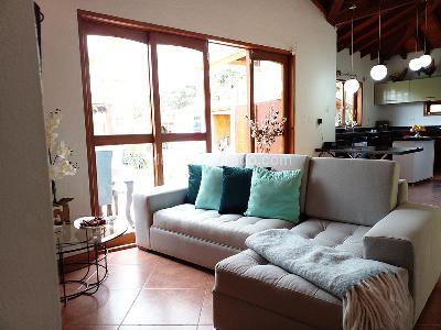 Casa de 3 alcobas en venta en Envigado, Envigado, 200 m² · foto 2 de 20