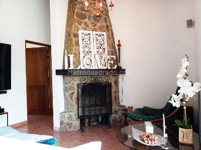 Casa de 3 alcobas en venta en Envigado, Envigado, 200 m² · foto 3 de 20