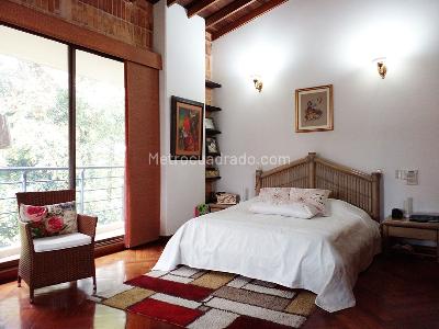 Casa de 4 alcobas en venta en Envigado, Envigado, 481 m² · foto 13 de 20
