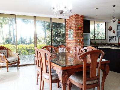 Casa de 4 alcobas en venta en Envigado, Envigado, 481 m² · foto 3 de 20