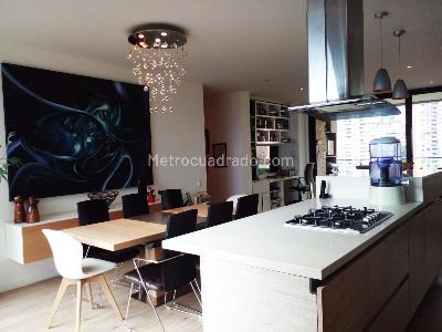 Apartamento de 3 alcobas en venta en El Poblado, Medellín, 198 m² · foto 5 de 17