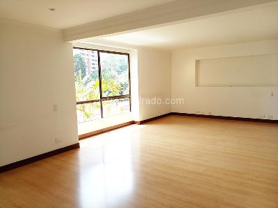 Apartamento de 3 alcobas en venta en Los Balsos, Medellín, 320 m² · foto 14 de 19
