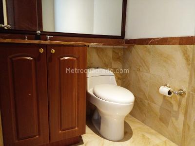 Apartamento de 3 alcobas en venta en Los Balsos, Medellín, 320 m² · foto 16 de 19