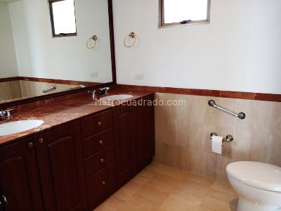 Apartamento de 3 alcobas en venta en Los Balsos, Medellín, 320 m² · foto 18 de 19