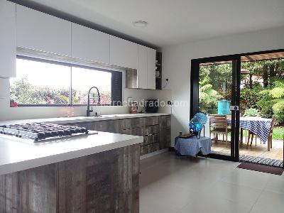 Casa de 2 alcobas en venta en Envigado, Envigado, 260 m² · foto 6 de 20