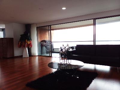 Apartamento de 3 alcobas en venta en Los Balsos, Medellín, 215 m² · foto 3 de 18