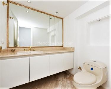 Apartamento en venta en El Poblado, Medellín · foto 14 de 15