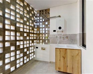 Apartamento de 3 alcobas en venta en El Poblado, Medellín, 193 m² · foto 12 de 14
