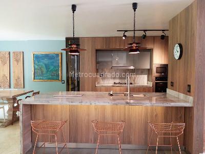 Casa de 3 alcobas en venta en El Poblado, Medellín, 450 m² · foto 7 de 20