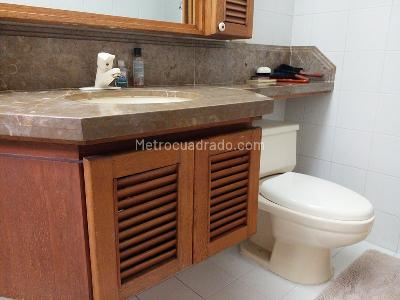 Casa de 5 alcobas en venta en El Poblado, Medellín, 647 m² · foto 14 de 18
