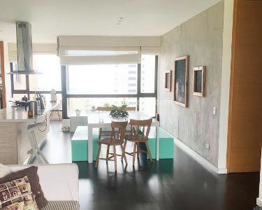 Apartamento de 3 alcobas en venta en El Poblado, Medellín, 200 m² · foto 4 de 14