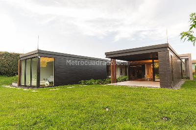 Casa de 3 alcobas en venta en Envigado, Envigado, 400 m² · foto 16 de 16