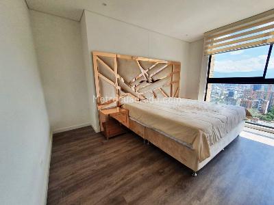 Apartamento de 3 alcobas en venta en Lalinde, Medellín, 112 m² · foto 4 de 13